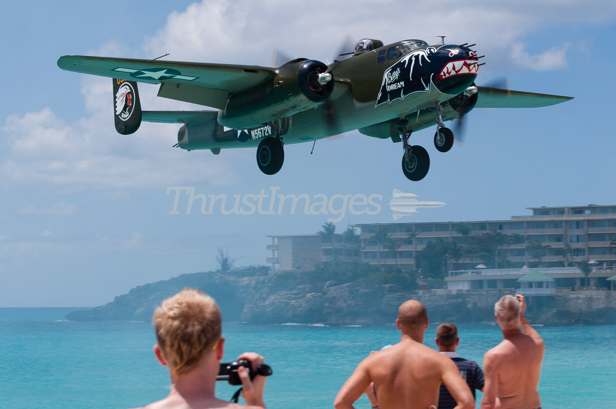 North American B-25J Mitchell N5672V / 0934 (cn 108-47586)